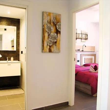 Oasis 129 Apartment